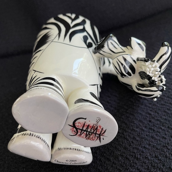 SWAK 2004 Giraffe Lynda Corneille Mug Cup - Picture 8 of 11